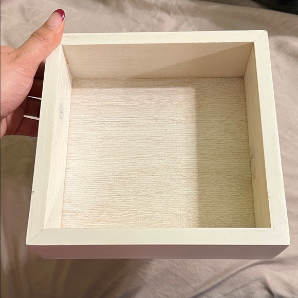 White Decorative Sign with Black Text - Picture 3 of 4